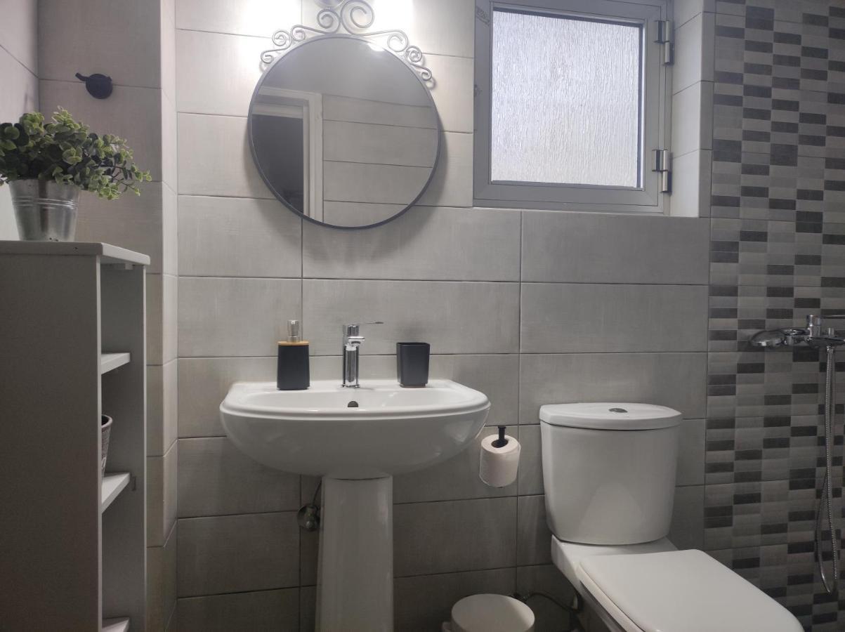Cozy And Friendly Flat In Nafplio Apartamento Exterior foto