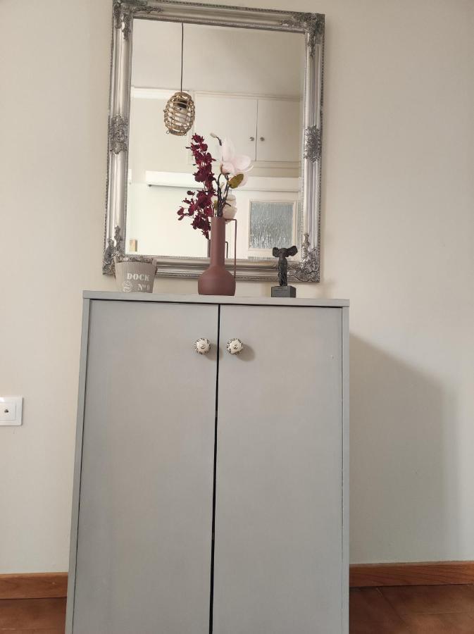 Cozy And Friendly Flat In Nafplio Apartamento Exterior foto