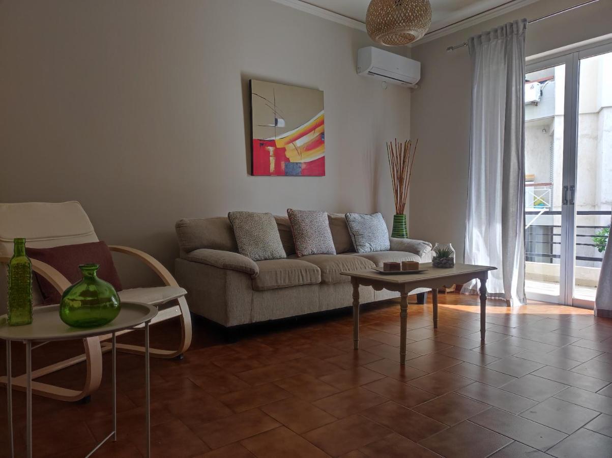 Cozy And Friendly Flat In Nafplio Apartamento Exterior foto